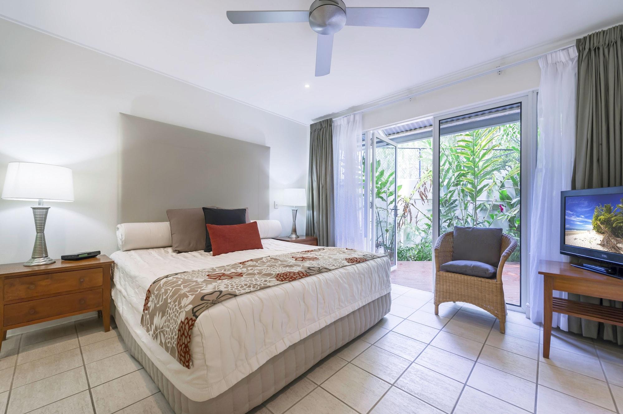 Mandalay Luxury Beachfront Apartments Port Douglas Extérieur photo