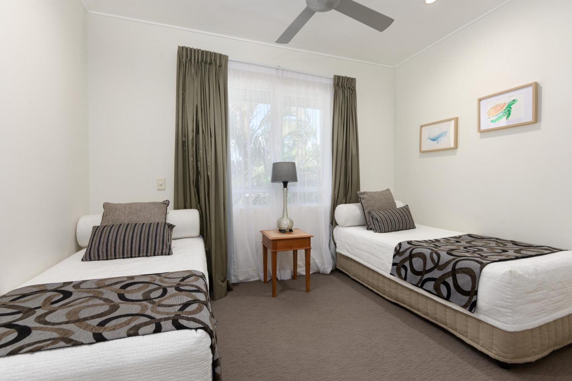 Mandalay Luxury Beachfront Apartments Port Douglas Extérieur photo