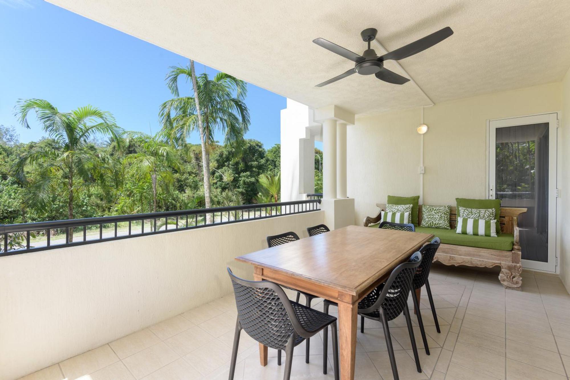 Mandalay Luxury Beachfront Apartments Port Douglas Extérieur photo